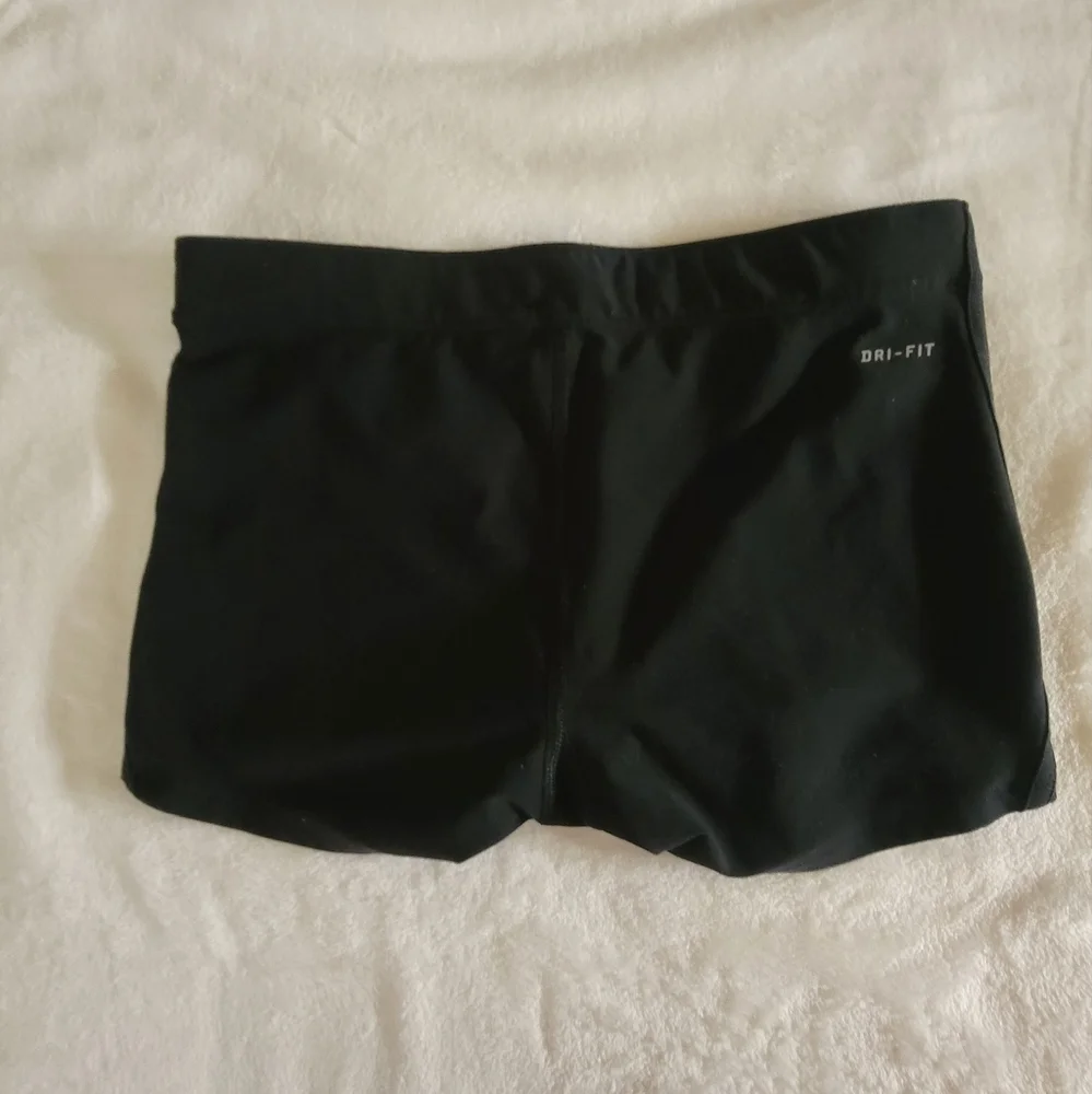 Nike Women's Dri-Fit Shorts, Black, Small - Picture 2 of 7